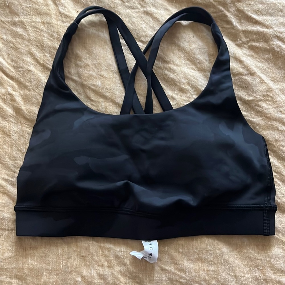 Lululemon Racerback sports bra 💜